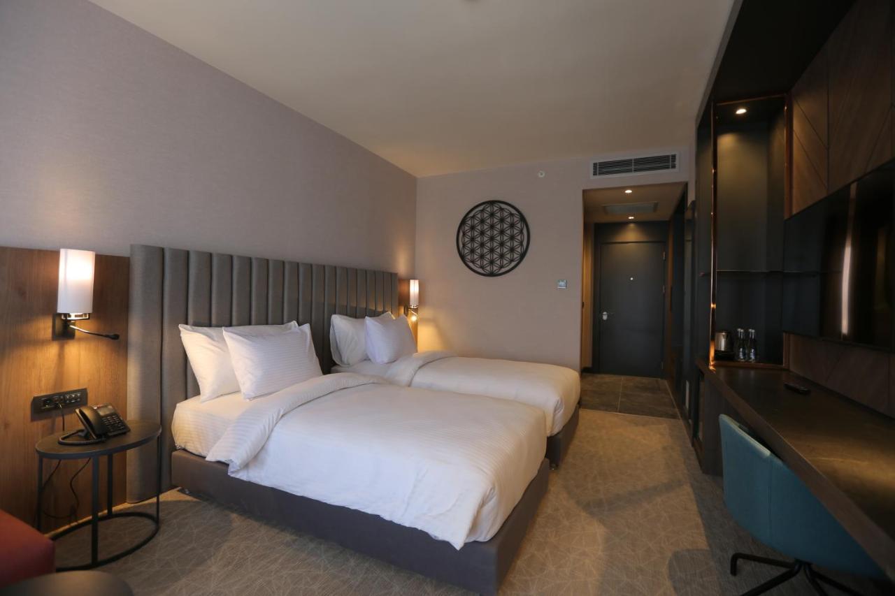 Crowne Plaza Ankara By Ihg Hotell Exteriör bild